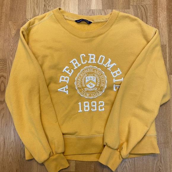 Abercrombie & Fitch Sweatshirt - Picture 2 of 4